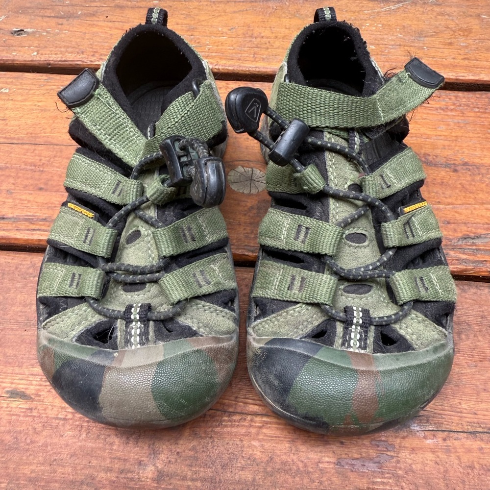 Keen Toddler Camo Sandals